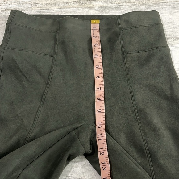 Spanx High Rise Faux Suede Leggings In Olive Green Size M - Picture 7 of 8